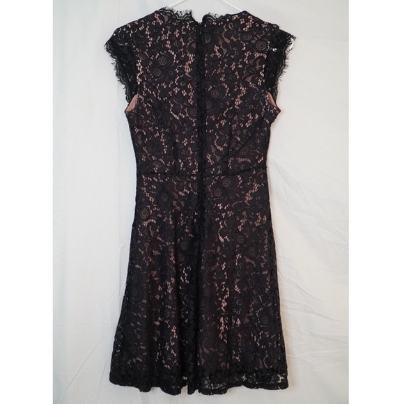 Elegant Women’s Dress - Picture 2 of 2